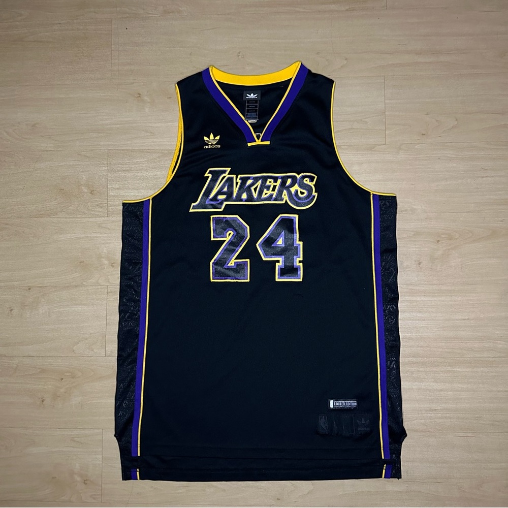 Adidas Kobe Bryant Jersey #24 Stitched Limited Edition Purple Size Mens Large - Picture 1 of 14